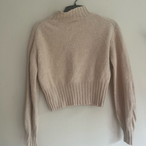 Fray I.D woman’s turtleneck crop sweater - Picture 5 of 7
